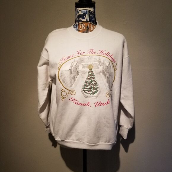 VINTAGE 1995 HANES CREWNECK SWEATER  MEDIUM HOME FOR THE HOLIDAYS - Picture 1 of 6